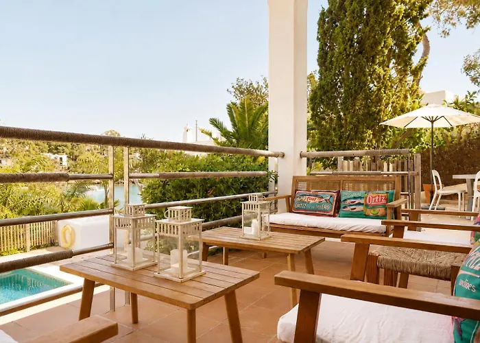 Villa Riviera